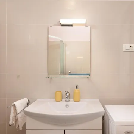 Sabina Apartment *