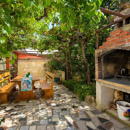 Sabina Apartment Pula